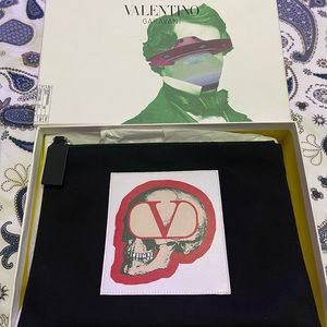 Valentino Garavani Skull Clutch / Pouch